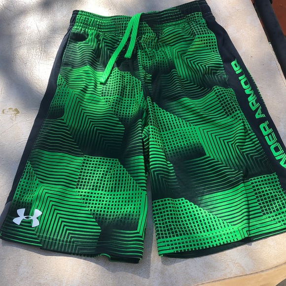 youth large under armour shorts
